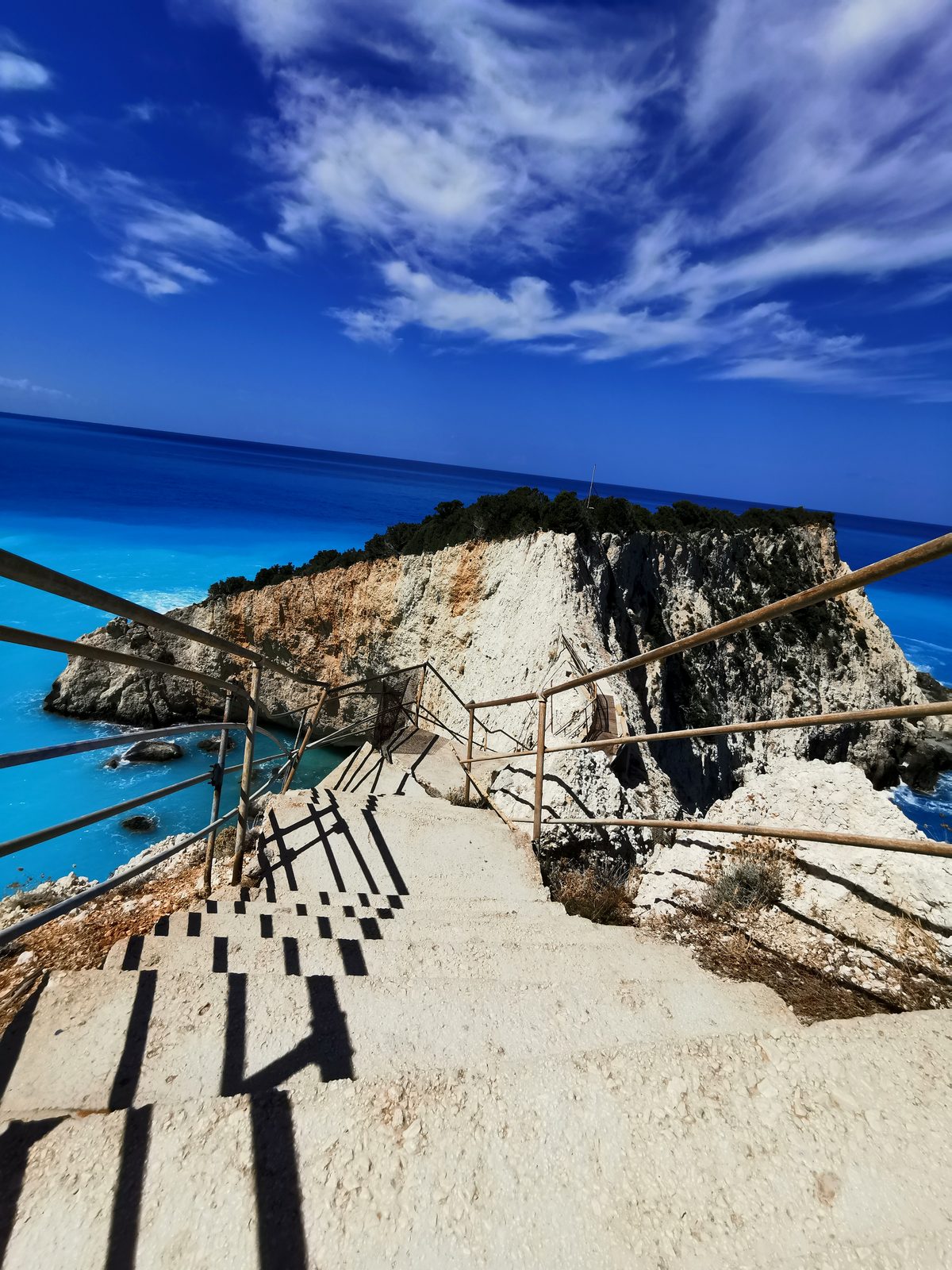 The climb down to the sand